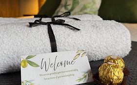 Seven Olives Guest Rooms